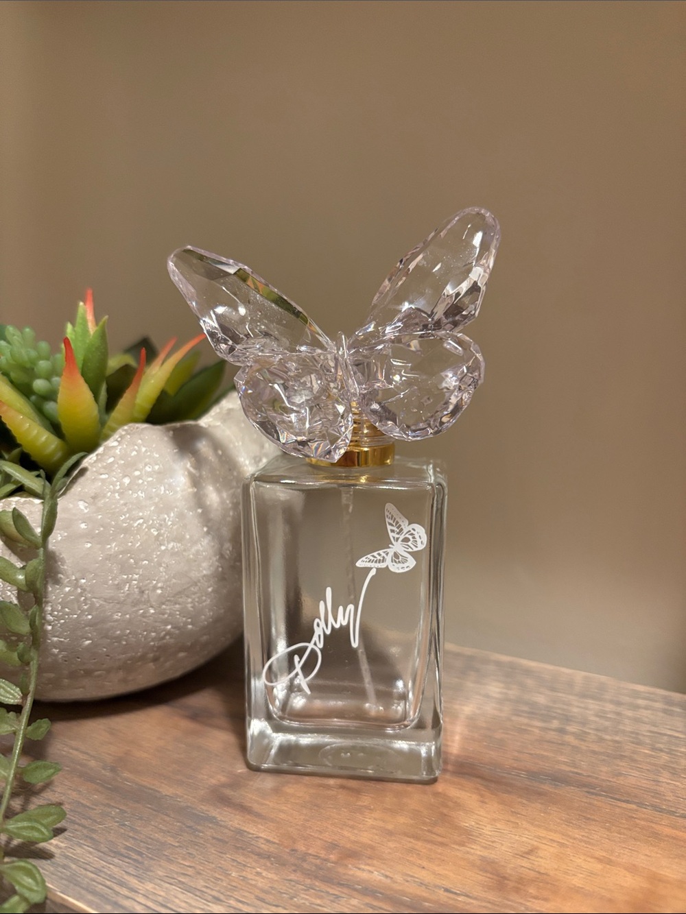 DOLLY PARTON PERFUME BOTTLE